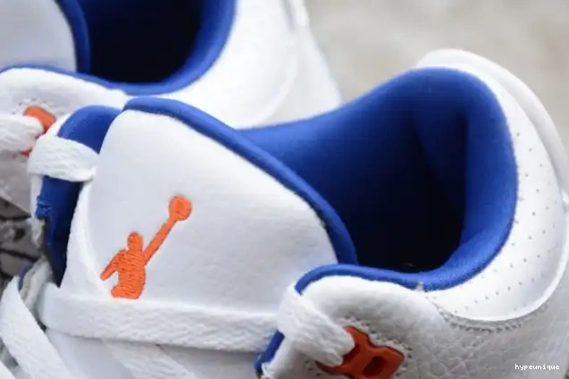 HYPE Air Rivals' 3 'Knicks Retro Jordan 136064-148 0524
